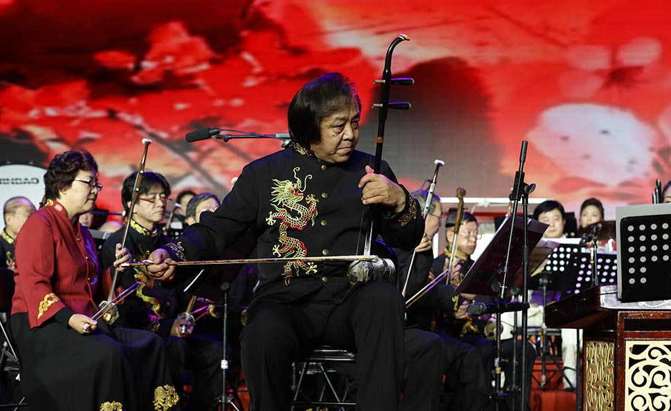 钱浩：二胡协奏曲《红梅随想曲》